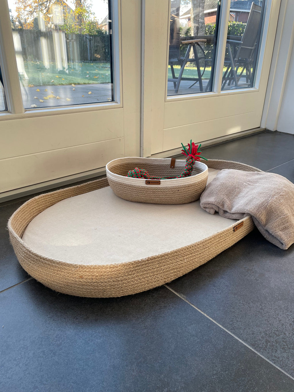 Big Pet basket; Dog Bed; Cat Dog Basket; Big Dog Bed; Environmental Friendly Handmade Jute Wood Cat & Dog Bed