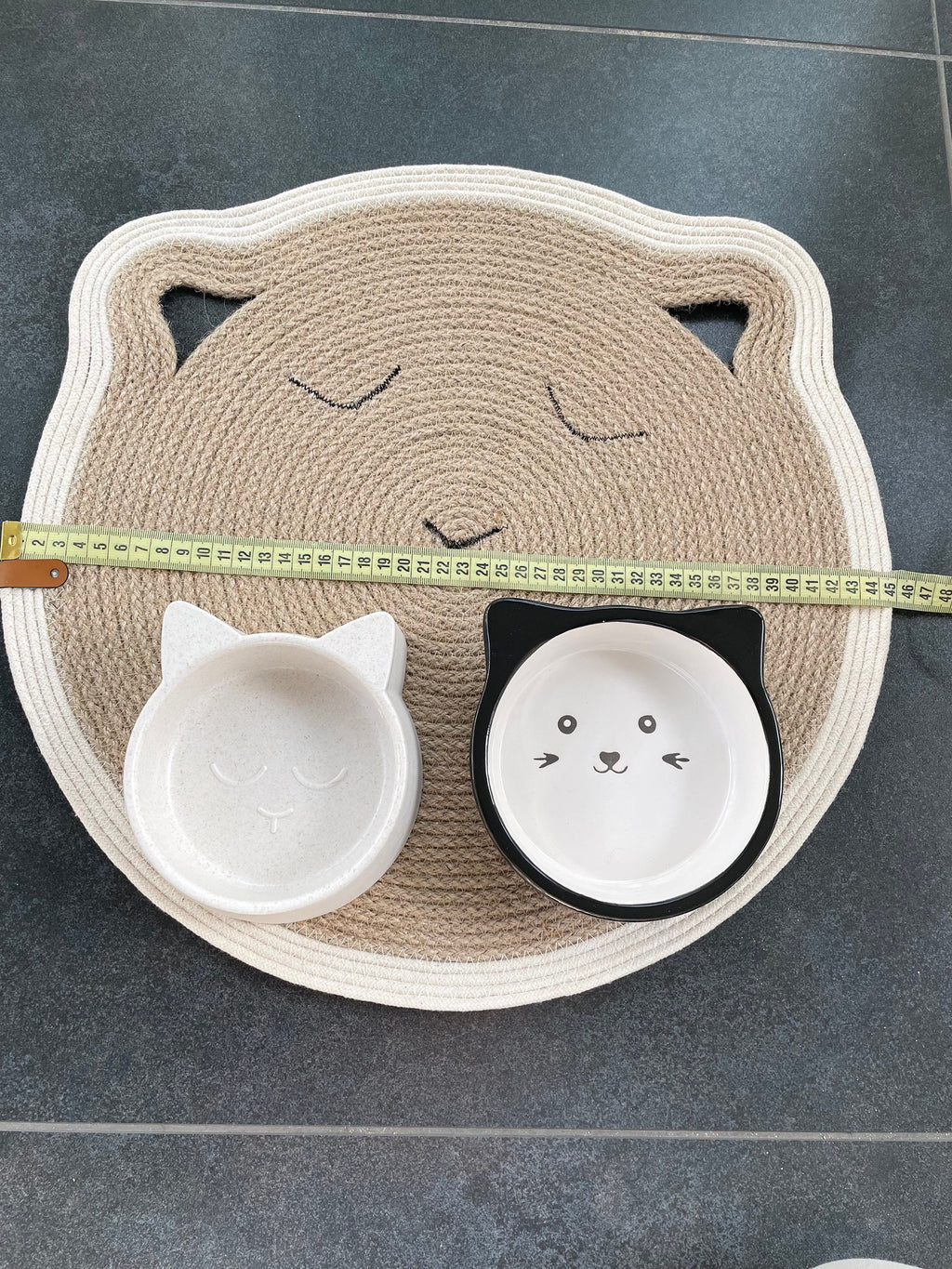 Cat Basket and Scratcher; Handmade Jute Cat Place Mat; Cat Scratch Mat; Environmental Friendly Cat Food Bowl Mat; Pet Basket; Cat Furniture