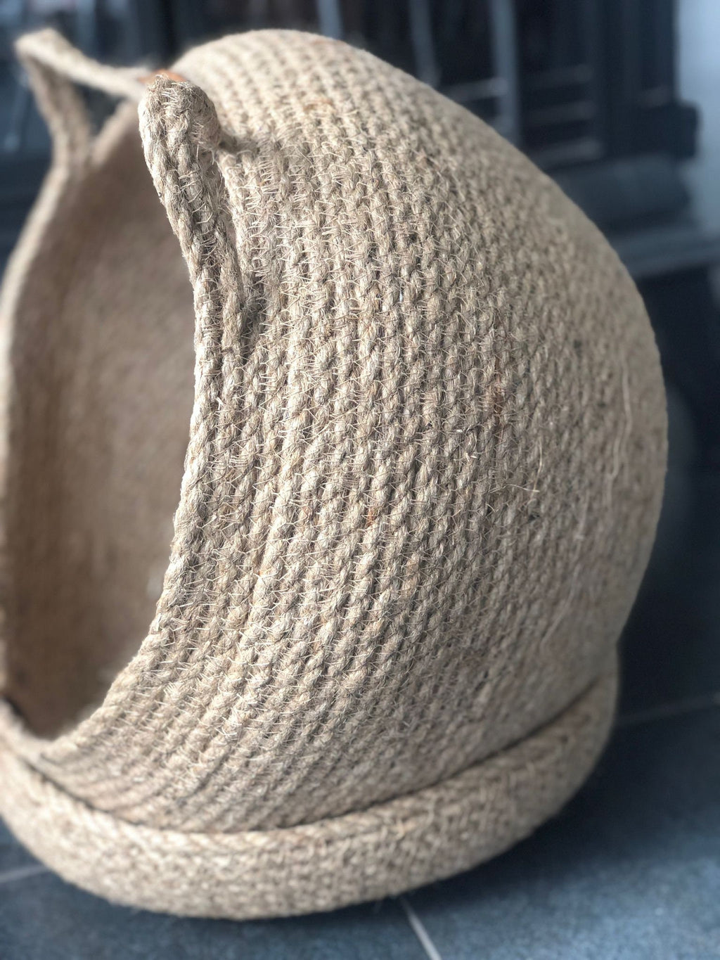 Cat House; Cat Bed; Cat Dog Basket; Round Pet Basket; Environmental Friendly Handmade Jute Cat & Dog Bed; Cat Snuggle
