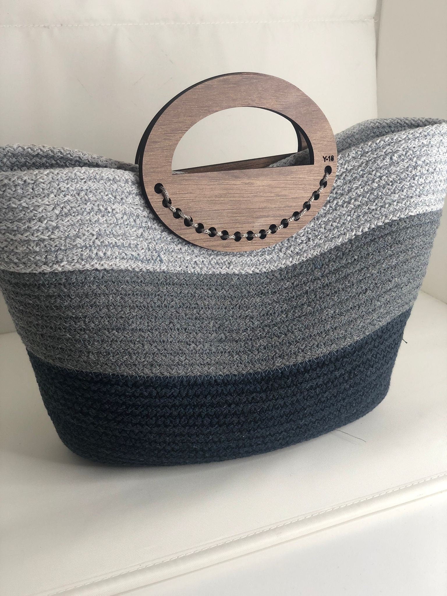 Cotton Rope Tote Bag with Wooden Handle; Multi Color Tote Bag; Wood Handle Purse, Summer Beach Bag; Handmade Handbag; Chic Travel Bag