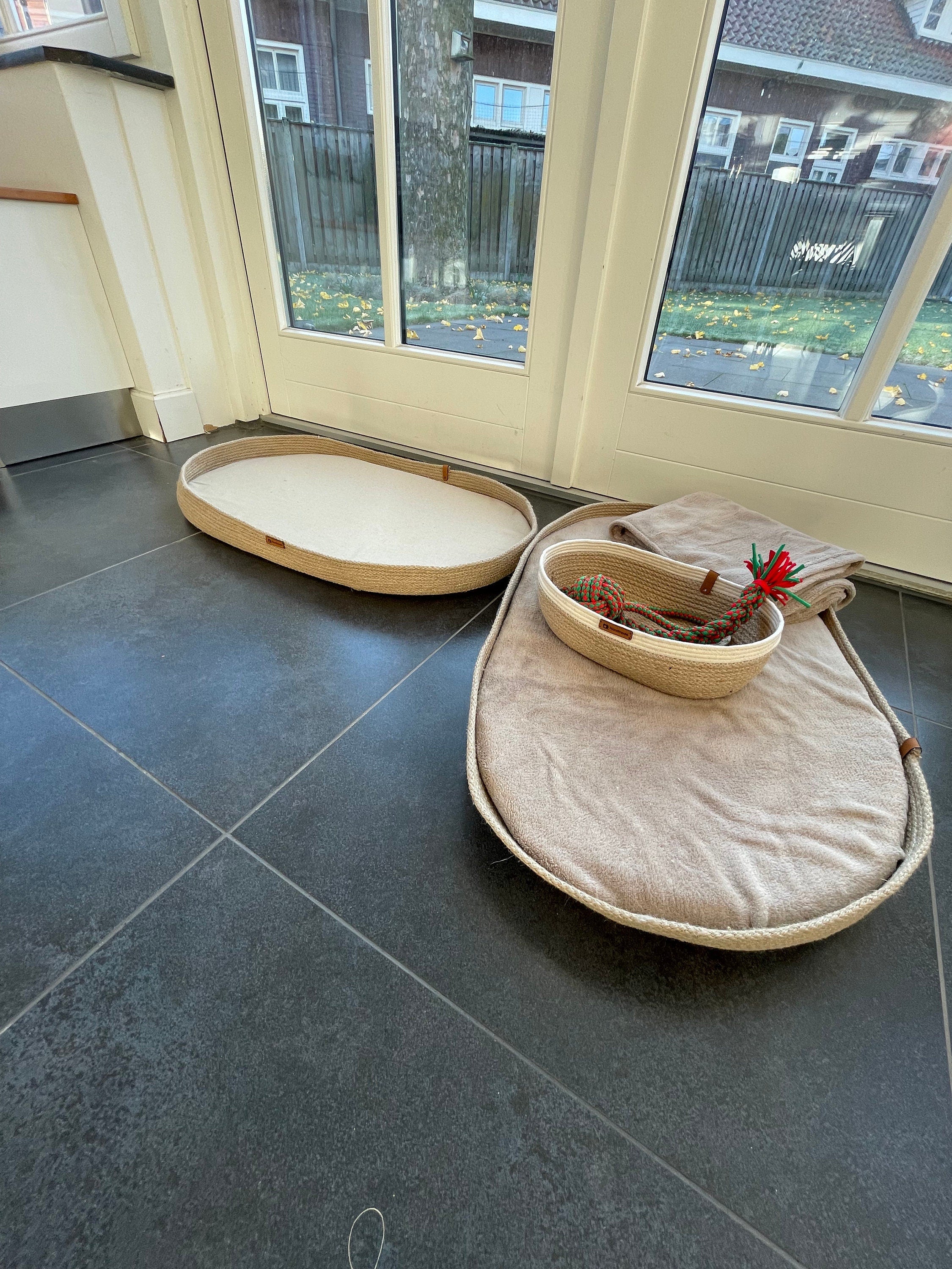 Dog Bed; Cat Dog Basket; Big Pet basket; Big Dog Bed; Environmental Friendly Handmade Jute Cat & Dog Bed