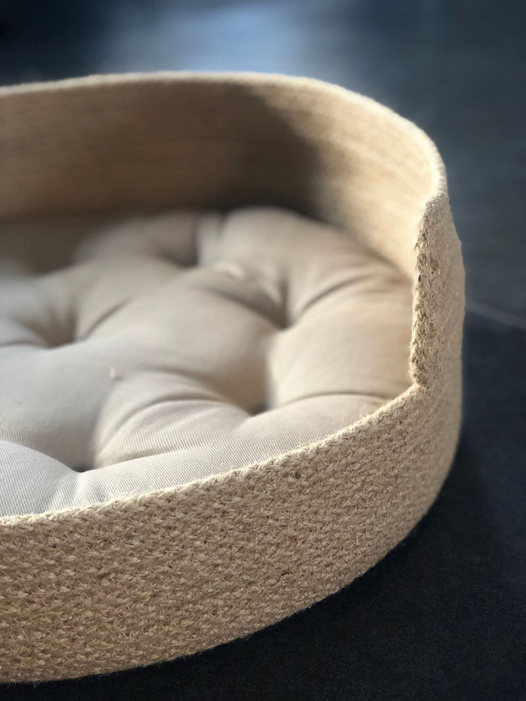 Long Model Cat and Dog Bed; Cat Dog Basket; Pet basket; Environmental Friendly Handmade Jute Cat & Dog Bed