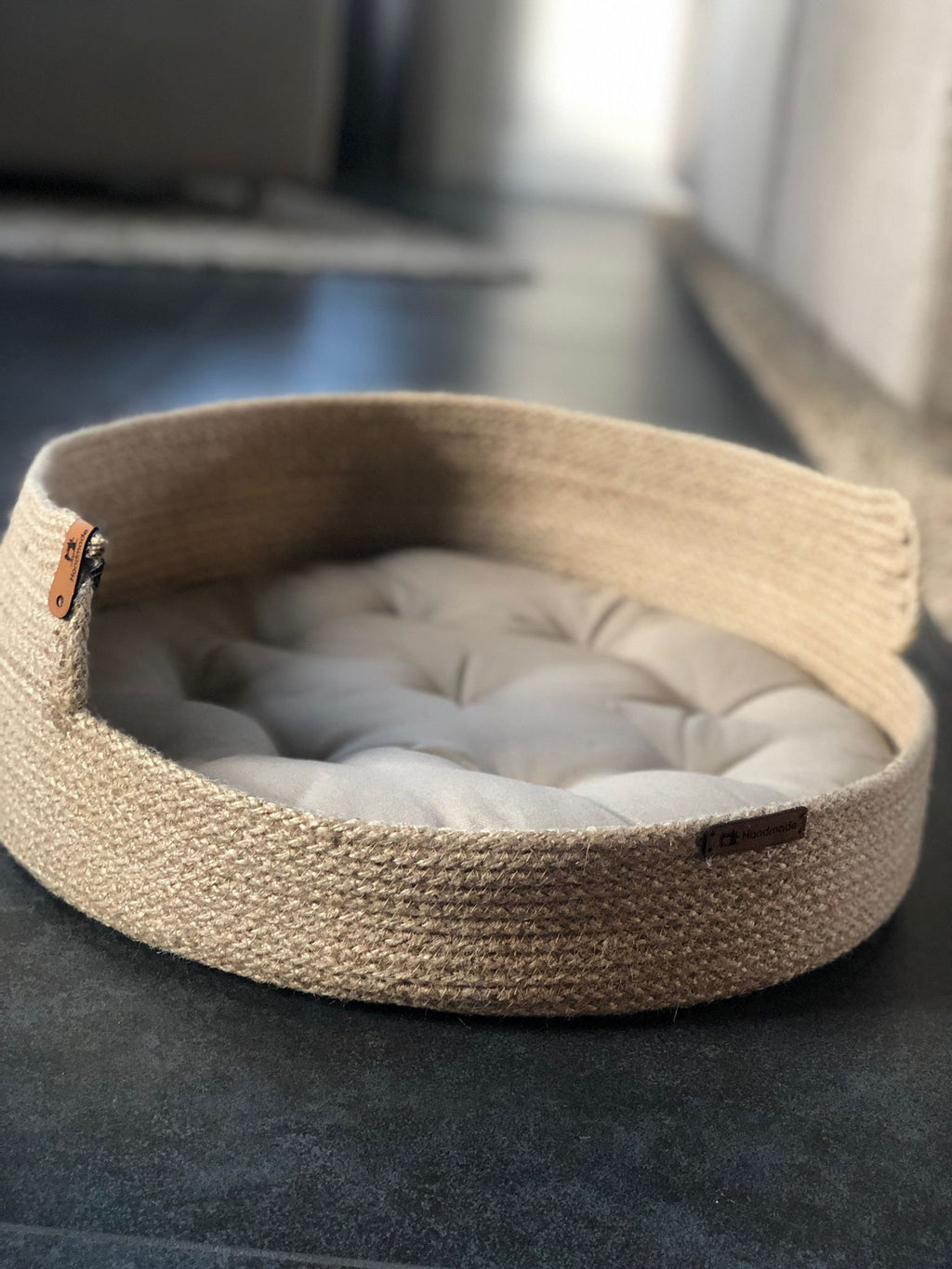 Long Model Cat and Dog Bed; Cat Dog Basket; Pet basket; Environmental Friendly Handmade Jute Cat & Dog Bed