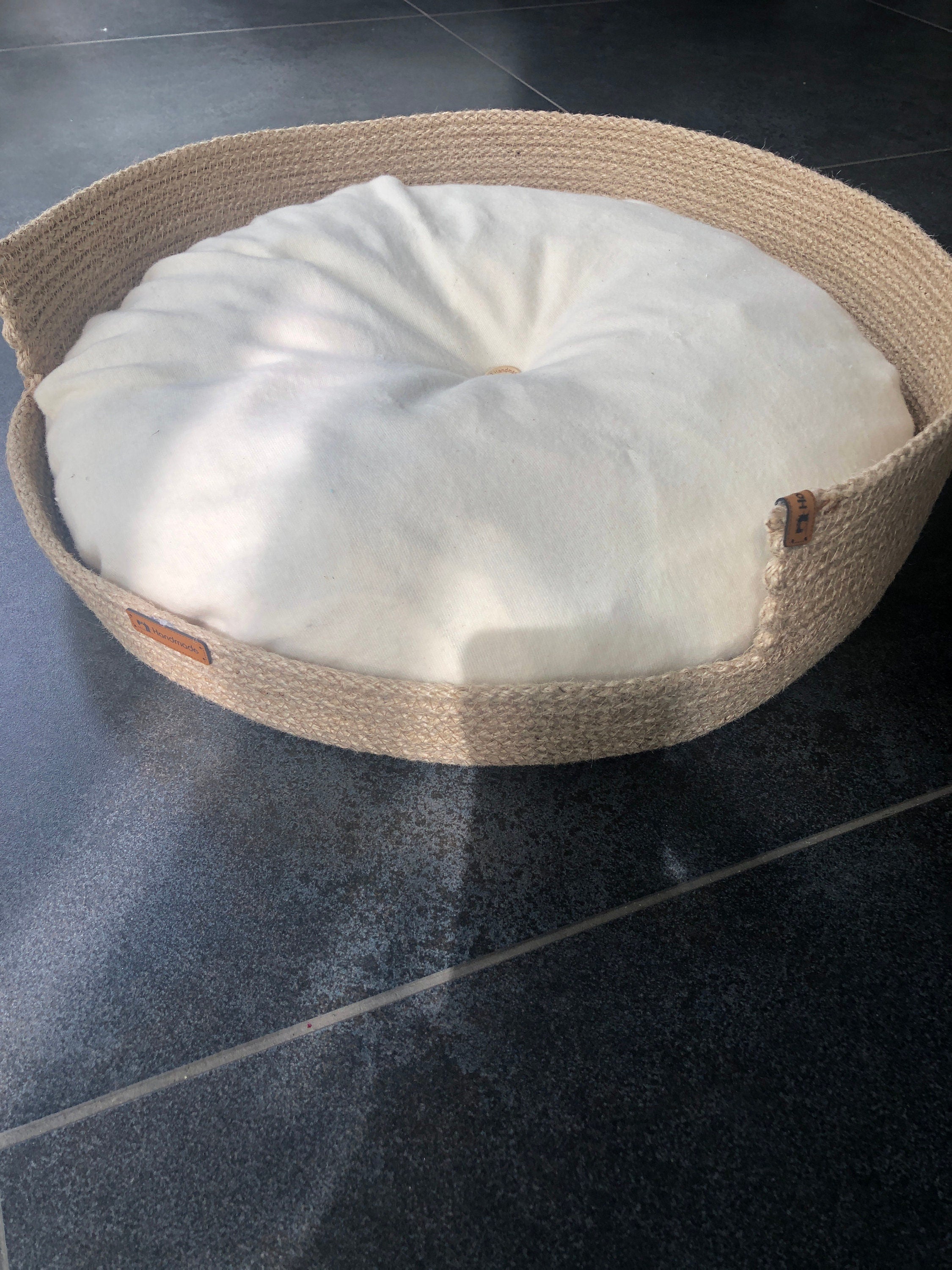 Wide Model Cat and Dog Bed; Cat Dog Basket; Pet basket; Environmental Friendly Handmade Jute Cat & Dog Bed